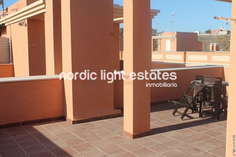 3-bedroom terraced house with several terraces in Benajarafe