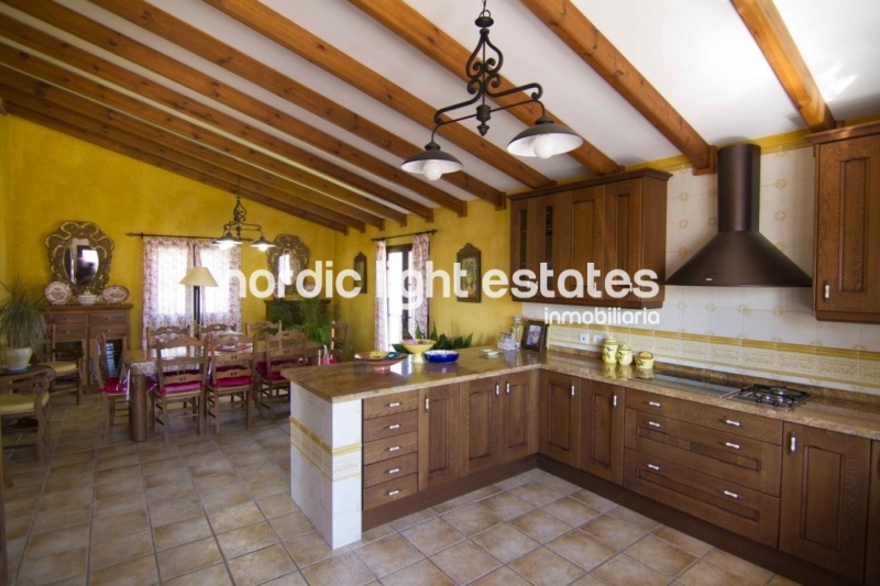 Similar properties Stunning country villa nestled in Torrox on a plot of 4.632 sqm