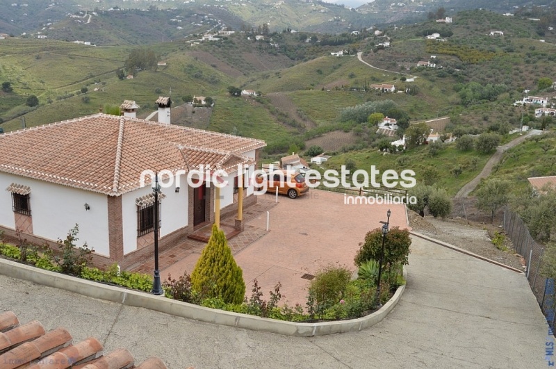 Fantastic country villa in Competa