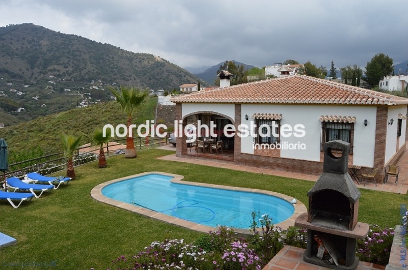 Fantastic country villa in Competa