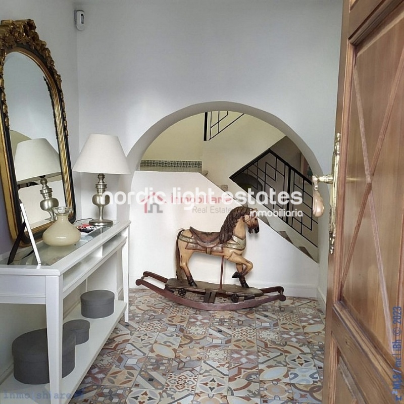 Similar properties Stylish and modern townhouse completely refurbished in Vélez-Málaga