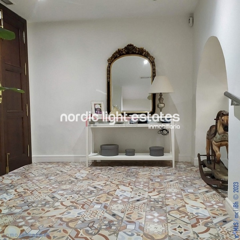 Similar properties Stylish and modern townhouse completely refurbished in Vélez-Málaga