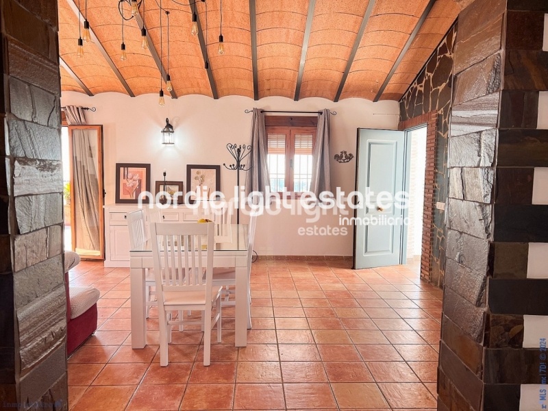 Exquisita villa de campo con 4 dormitorios en Frigiliana