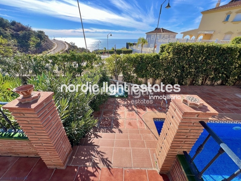 Propiedades similares Magnífico villa 6 dormitorios con impresionantes vistas al mar en Valle Niza