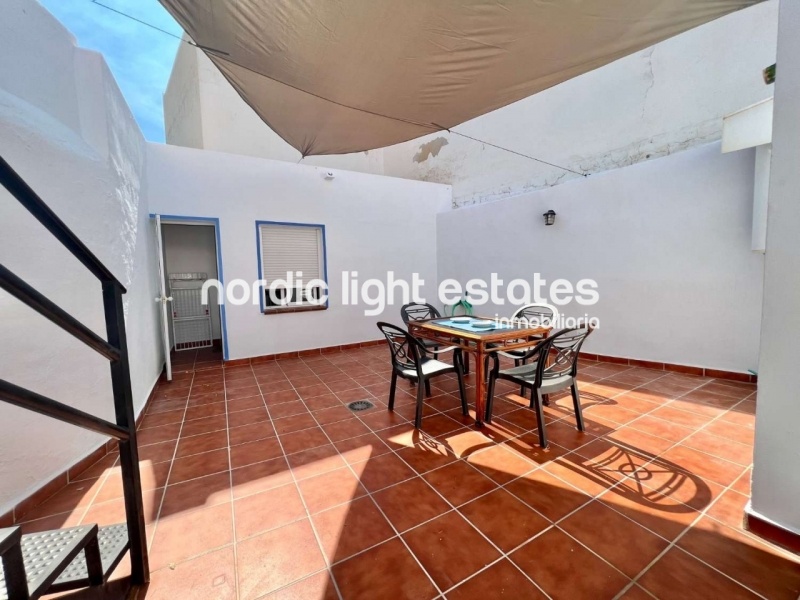 Nice town house with 2 spacious terraces