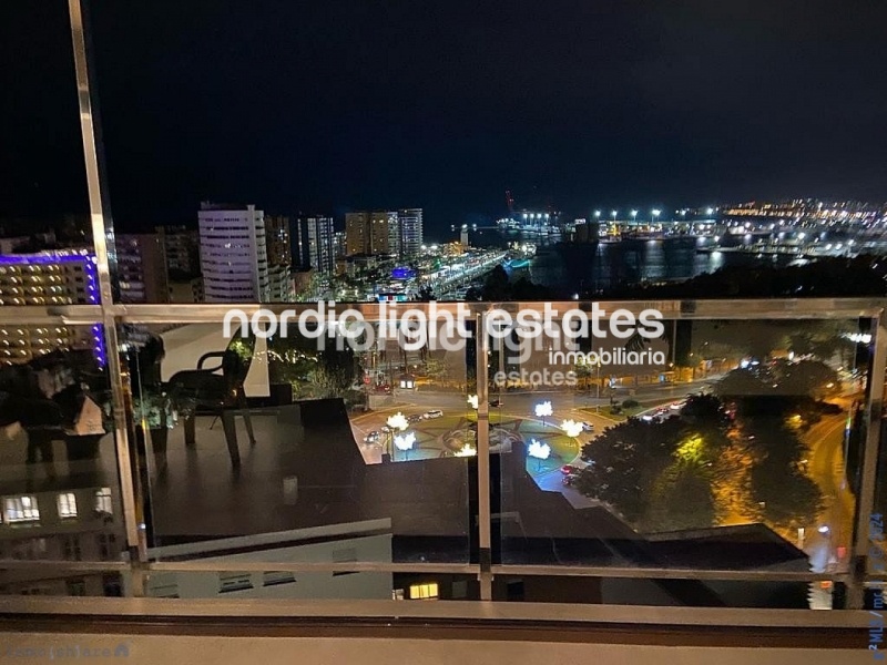Espectacular apartamento con vistas panorámicas al puerto