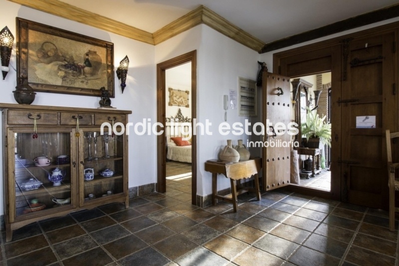 Similar properties Exquisite villa 7 beds, 5 baths in Frigiliana