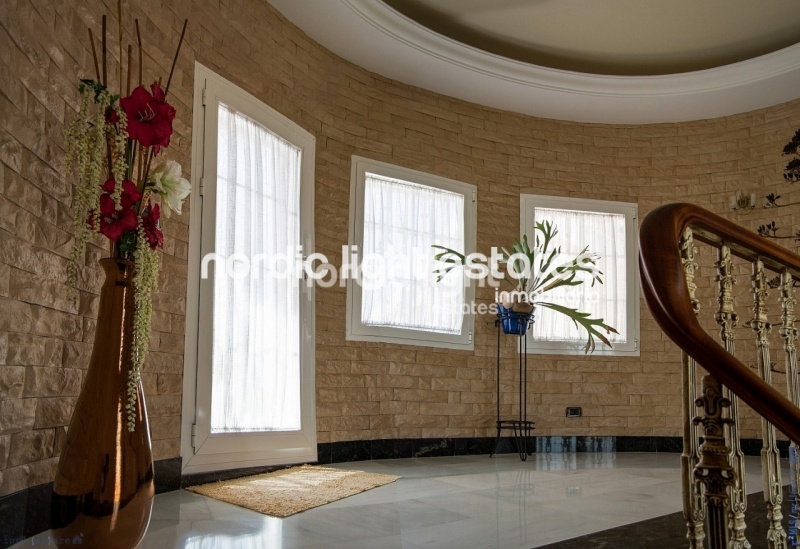 Gorgeous villa (before a hotel) 11 beds/8 baths Torre del Mar