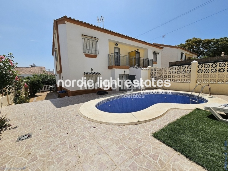 Similar properties Semi-detached house 5 beds in Torre del Mar