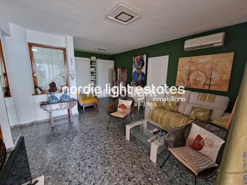 Moderno apartamento frente al mar en Almuñécar 3 dormitorios, 2 baños