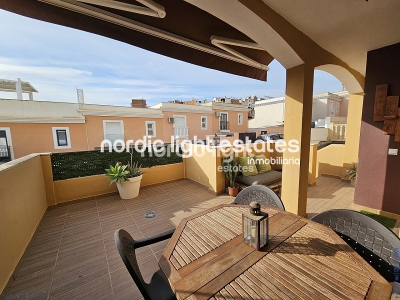 Gorgeous townhouse with lots of outside space 