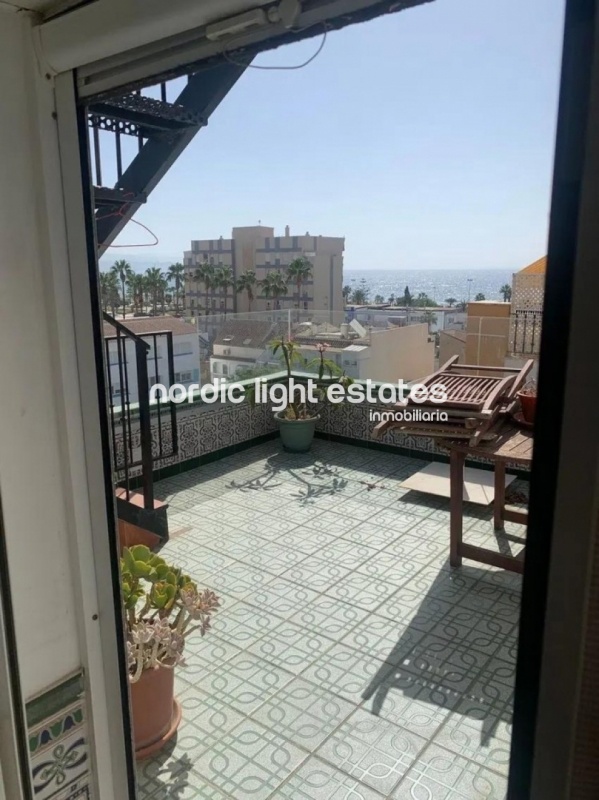 Exclusive duplex penthouse 4 beds in Torre del Mar