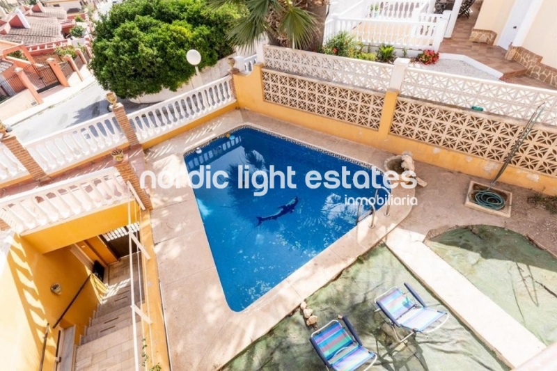 Spacious villa 3 beds, 3 baths in Torre del Mar