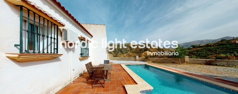 Lovely country villa with swimming pool in Competa