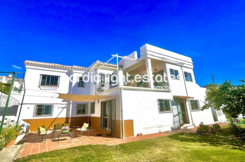 Similar properties Very spacious villa 5 beds in Fuente del Badén in Nerja