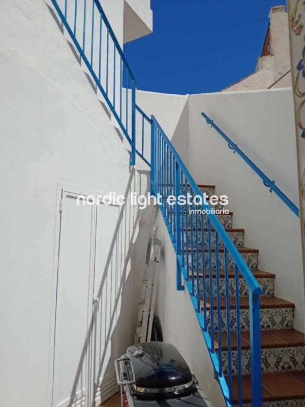 Preciosa casa adosada a pocos metros de la playa Torrecilla en Nerja