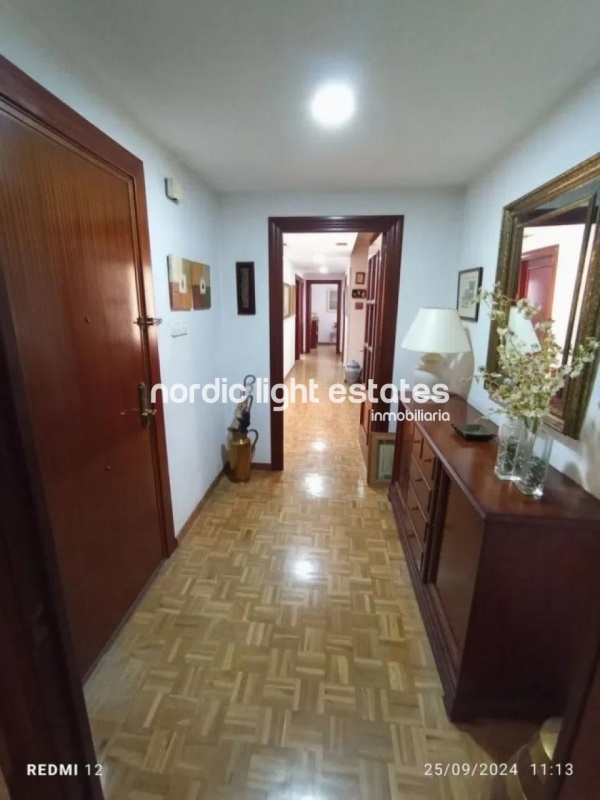 Spacious Apartment in Málaga – 6 Bedrooms, Gibralfaro