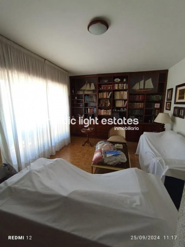 Similar properties Spacious Apartment in Málaga – 6 Bedrooms, Gibralfaro