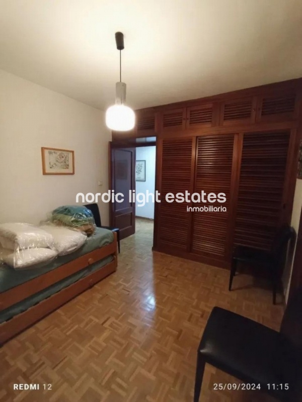 Similar properties Spacious Apartment in Málaga – 6 Bedrooms, Gibralfaro