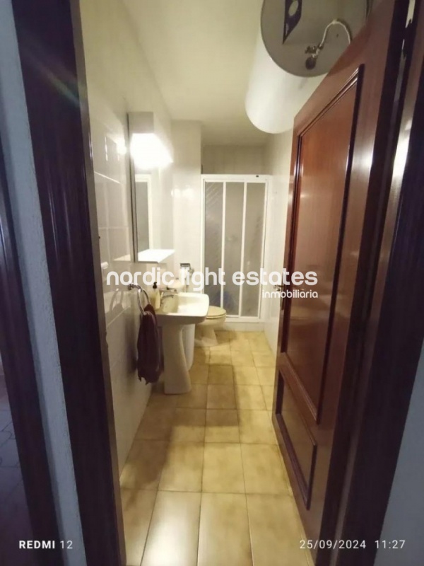 Spacious Apartment in Málaga – 6 Bedrooms, Gibralfaro