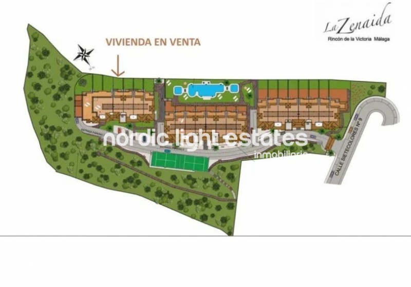 Exclusivo apartamento con 2 plazas de garaje, trastero, 2 terrazas y jardín in Rincón de la Victoria 