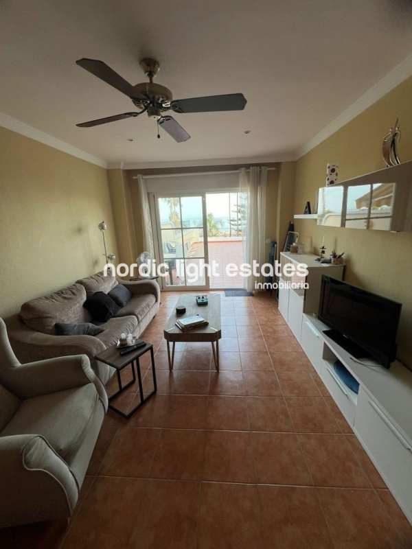 Apartamento primera linea Playa Burriana, Nerja