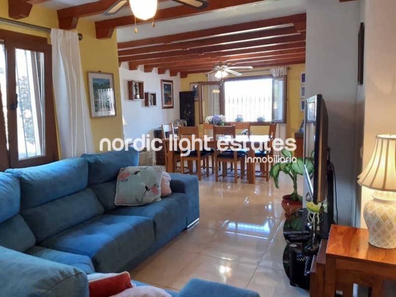 Similar properties Impressive villa 4 beds, 5 baths + studio in Iznate