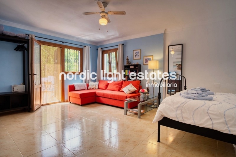 Similar properties Impressive villa 4 beds, 5 baths + studio in Iznate