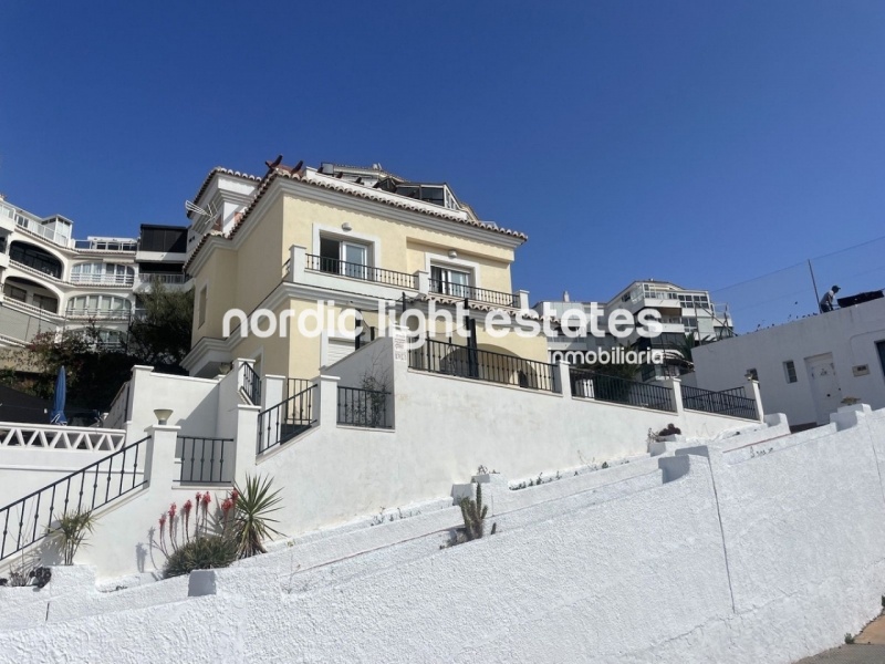 Absolutely impressive villa some steps to the Peñoncillo Beach, Torrox Costa 