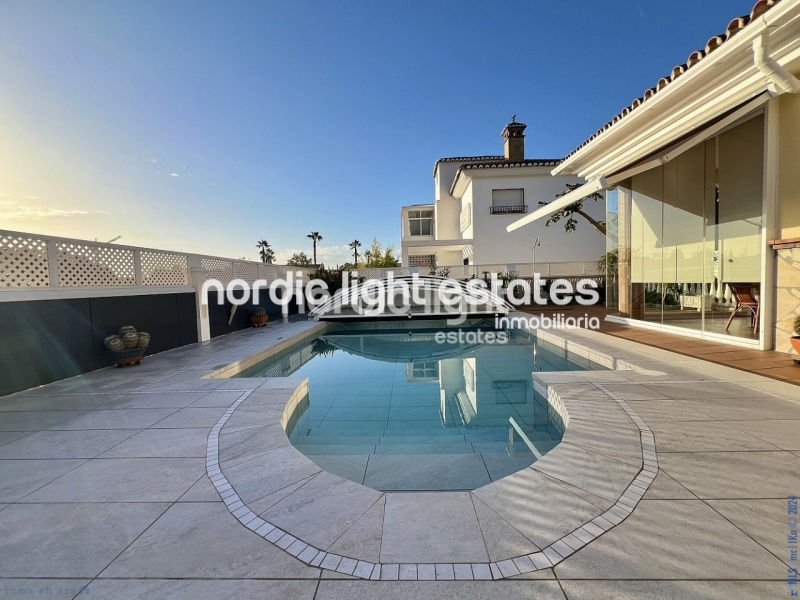 Similar properties Elegant villa in Torre del Mar, in the prestigious El Tomillar urbanization