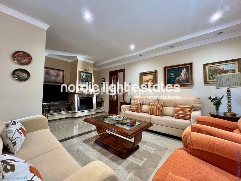 Similar properties Elegant villa in Torre del Mar, in the prestigious El Tomillar urbanization