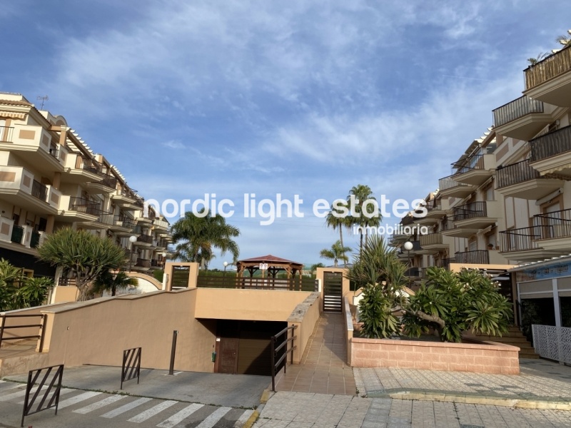 Brillant studio apartment with spacious terrace in Torrox Costa, Peñoncillo Playa