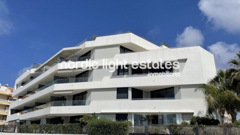 Almost new apartment in Torrox Costa, modern decorated and furnished