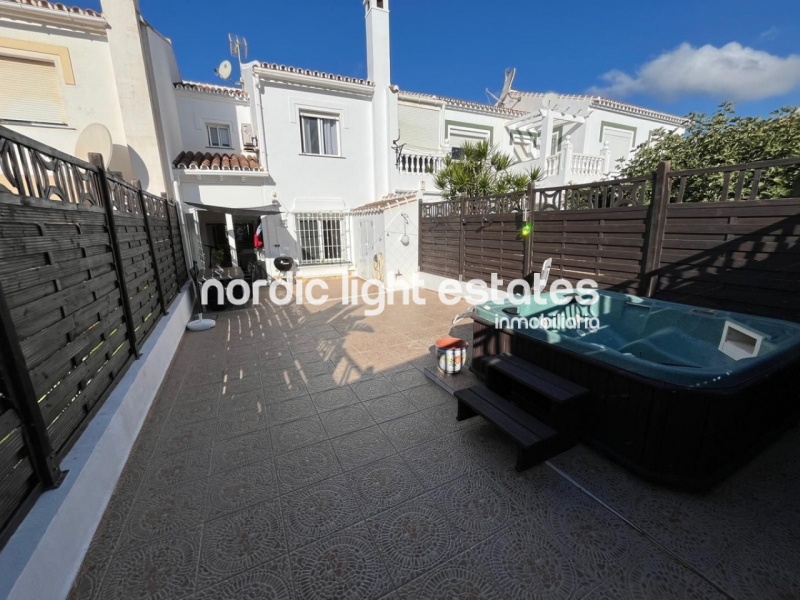 Lovely terraced house in Torrox Costa