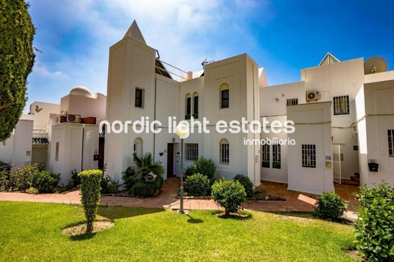 Marvellous townhouse in the urbanisation Alhambra in Nerja 