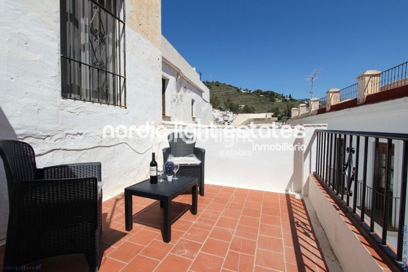 Townhouse with 3 renovated studios in Torrox