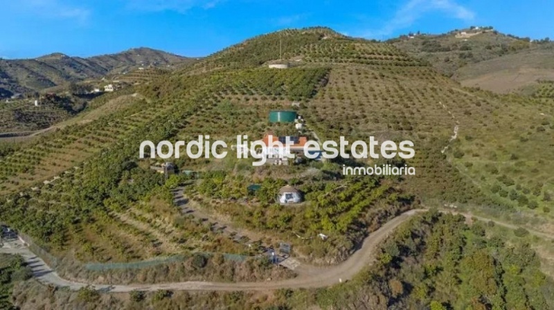 Extraordinary villa very special in Benamargosa